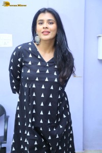 actress hebah patel photoshoot