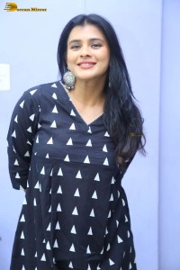 actress hebah patel photoshoot