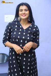 actress hebah patel photoshoot