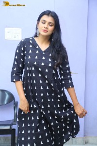 actress hebah patel photoshoot