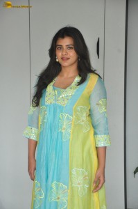 actress Hebah Patel sweet looks in a salwar dress