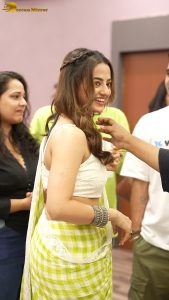 actress helly shah beautiful in a green saree
