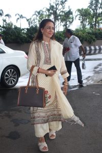 bollywood actress hema malini in a salwar dress
