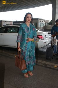 bollywood actress Hema Malini beautiful in a green salwar dress