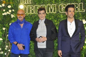 Hema Malini’s 75th Birthday Bash attended by Madhuri Dixit, Rekha, Juhi Chawla, Jeetendra, Vidya Balan, Raveena Tandon, and other friends and family