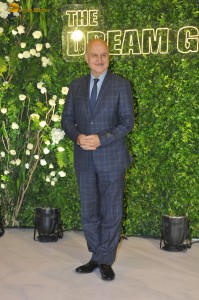 Hema Malini’s 75th Birthday Bash attended by Madhuri Dixit, Rekha, Juhi Chawla, Jeetendra, Vidya Balan, Raveena Tandon, and other friends and family