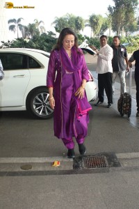 actress and politiican Hema Malini spotted at Mumbai Airport on Dec 26, 2023