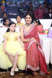 Hi Nanna Pre-Release Function attended by Nani and Mrunal Thakur