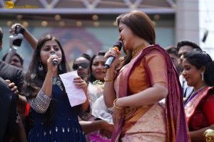south indian actress honey rose visited chandana brothers shopping mall in shadnagar, telangana