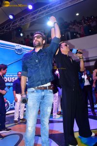 Housefull 5 cast Akshay Kumar, Jacqueline Fernandez, Nana Patekar, Nargis Fakhri, and Sonam Bajwa promote the film in Pune