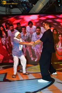 Housefull 5 cast Akshay Kumar, Jacqueline Fernandez, Nana Patekar, Nargis Fakhri, and Sonam Bajwa promote the film in Pune