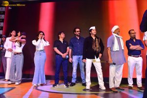 Housefull 5 cast Akshay Kumar, Jacqueline Fernandez, Nana Patekar, Nargis Fakhri, and Sonam Bajwa promote the film in Pune