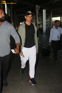 Bollywood Superstar Hrithik Roshan spotted at Mumbai Airport on Dec 9, 2022