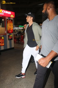 Bollywood Superstar Hrithik Roshan spotted at Mumbai Airport on Dec 9, 2022