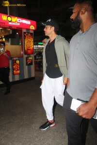 Bollywood Superstar Hrithik Roshan spotted at Mumbai Airport on Dec 9, 2022