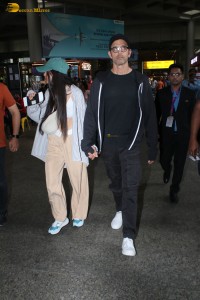 Hrithik Roshan and Saba Azad spotted at Mumbai Airport on Aug 18, 2023