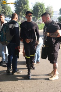 bollywood superstar hrithik roshan at mumbai airport on feb 6, 2023