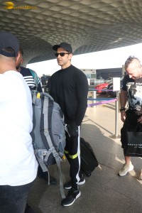 bollywood superstar hrithik roshan at mumbai airport on feb 6, 2023