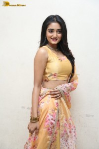 Hrithika-Srinivas-22