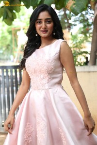 actress hrithika srinivas cute photoshoot