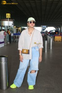 actress Huma Qureshi stylish in a shirt and denim jeans