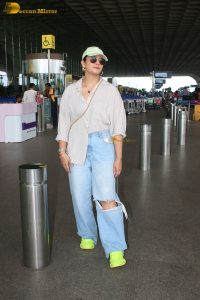 actress Huma Qureshi stylish in a shirt and denim jeans