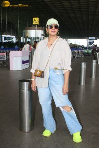actress Huma Qureshi stylish in a shirt and denim jeans
