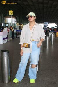 actress Huma Qureshi stylish in a shirt and denim jeans