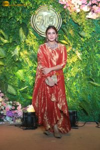 actress Huma Qureshi beautiful in a orange salwar dress