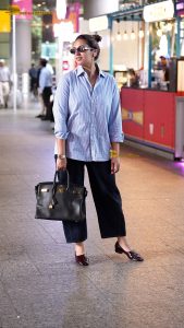 actress huma qureshi cool look in a casual attire