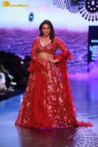 Huma Qureshi at Lakme Fashion Week 2022