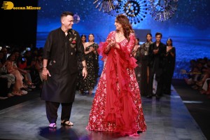 Huma Qureshi at Lakme Fashion Week 2022