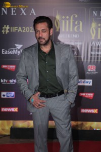 Salman Khan, Varun Dhawan and Farhan Akhtar attend the IIFA press conference on Nov 29