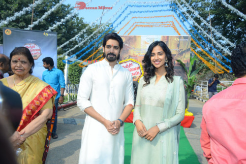 Telugu Movie Ichata Vahanamulu Nilaparadu shoot begins with Sushant and Meenakshi Chaudhary 
