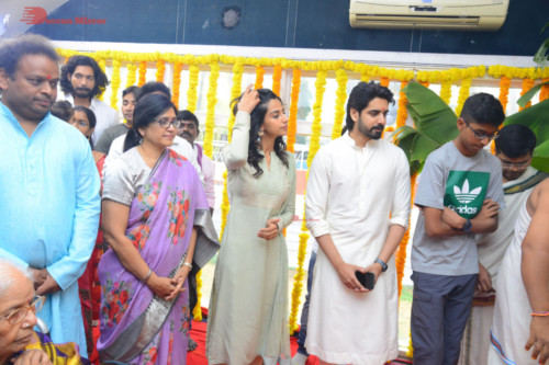 Telugu Movie Ichata Vahanamulu Nilaparadu shoot begins with Sushant and Meenakshi Chaudhary 
