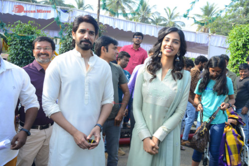 Telugu Movie Ichata Vahanamulu Nilaparadu shoot begins with Sushant and Meenakshi Chaudhary 