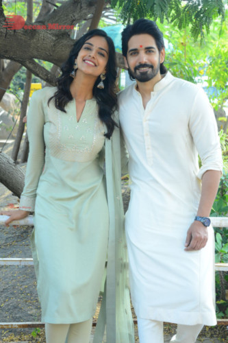 Telugu Movie Ichata Vahanamulu Nilaparadu shoot begins with Sushant and Meenakshi Chaudhary 