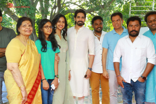 Telugu Movie Ichata Vahanamulu Nilaparadu shoot begins with Sushant and Meenakshi Chaudhary 