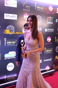 'Iconic Gold Awards 2022' - attended by Vaani Kapoor, Shamita Shetty and Other Celebrities