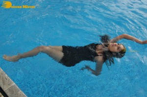 Ileana D’Cruz in a Swimming Pool