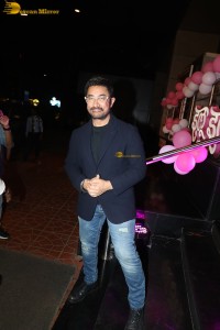 Ilu Ilu 1998 Premiere attended by Aamir Khan, Elli AvrRam, and Pushkar Jog