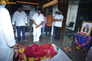 Film Industry pays homage to Narayan Das Narang