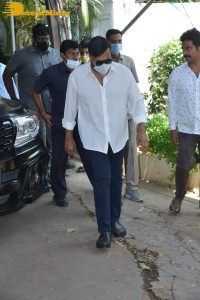 Film Industry pays homage to Narayan Das Narang