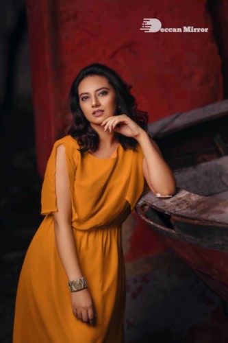 Isha Chawla photoshoot