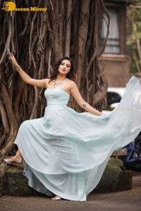 Telugu Actress Isha Chawla photoshoot