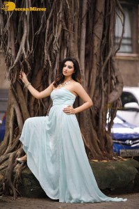 Telugu Actress Isha Chawla photoshoot