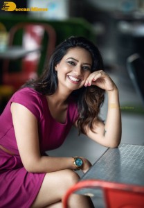 Telugu Actress Isha Chawla photoshoot