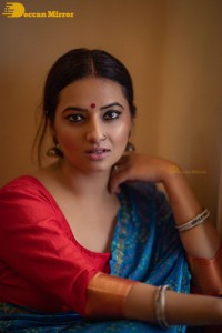 Telugu Actress Isha Chawla photoshoot