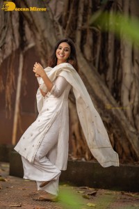 Telugu Actress Isha Chawla photoshoot