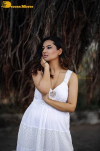 Telugu Actress Isha Chawla photoshoot